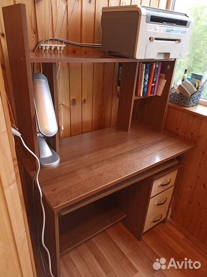 Компьютерный стол