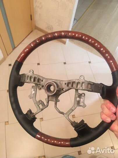 Руль дерево косточка Land Cruiser 100,LX470