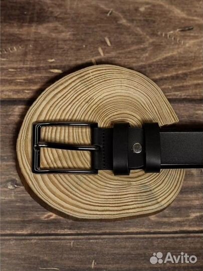 Ремень натуральная кожа новый в подароч. упаковке