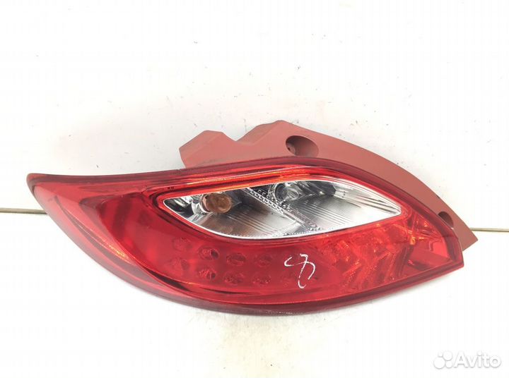 Фонарь Mazda 2 (2007-2015)