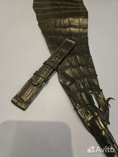 Ремешок для часов из натурального крокодила