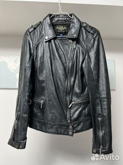 Куртка косуха Страдивариус нат.кожа