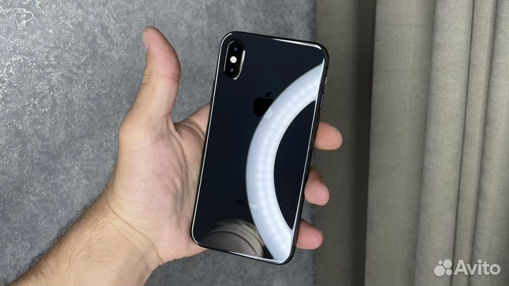 iPhone Xs, 64 ГБ