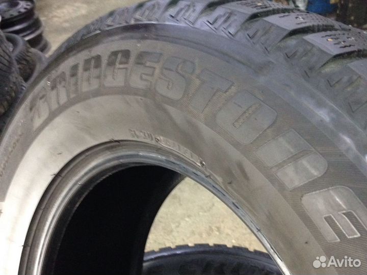 Bridgestone Ice Cruiser 7000 285/60 R18