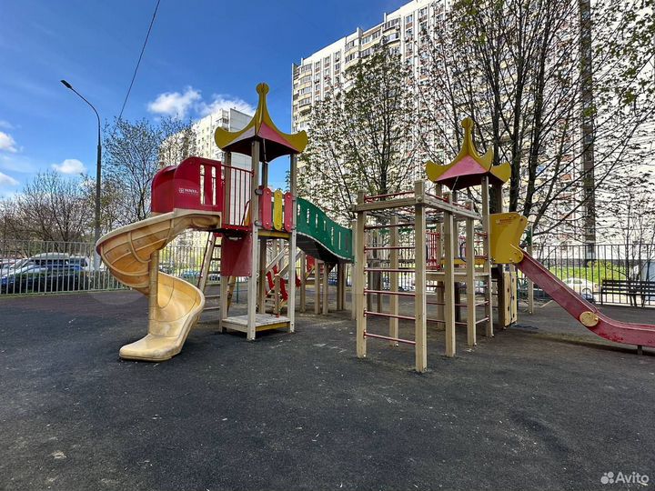 Аукцион: 2-к. квартира, 57,8 м², 9/17 эт.