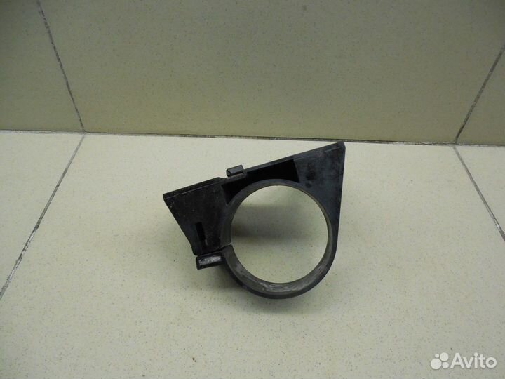 Кронштейн осушителя A4 B6 2000-2004