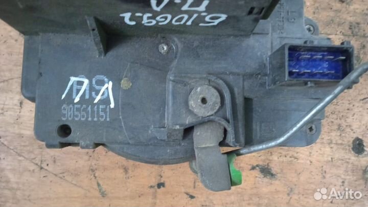 Замок двери \ трос передней левой правой Astra G