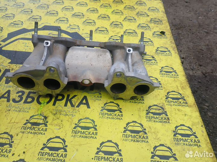 Коллектор впускной LADA granta 1.6л 8кл