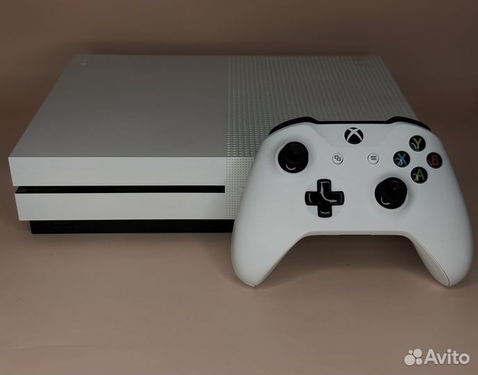 Xbox One S 500 gb