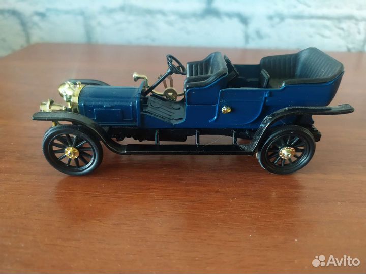 Коллекционная модель Руссобалт Фаэтон