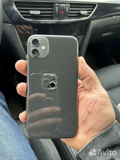 iPhone 11, 64 ГБ