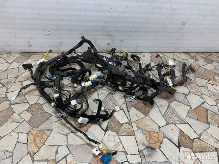 Проводка под торпедо Kia Ceed Ed хэтчбэк 1.6 122