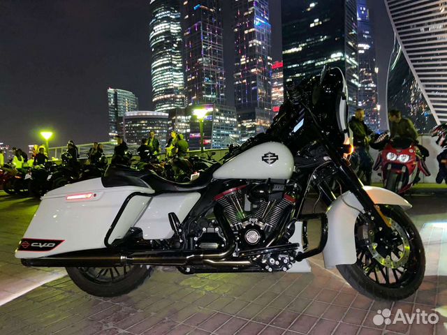 Harley-Davidson Street Glide cvo