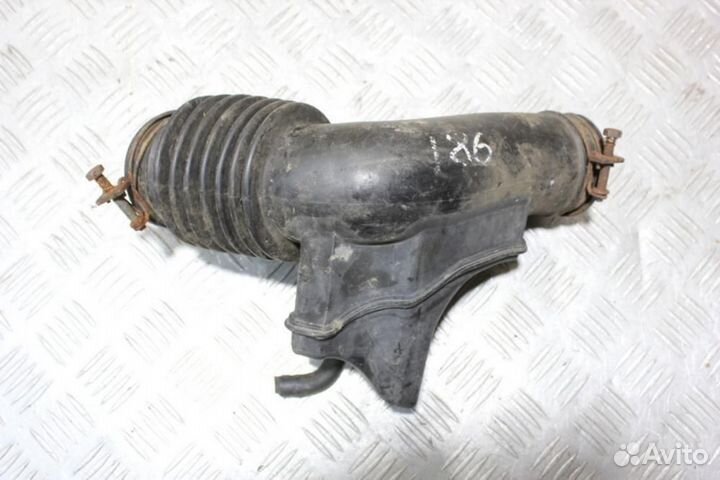 Патрубок воздушного фильтра Kia Cerato 2004-2008