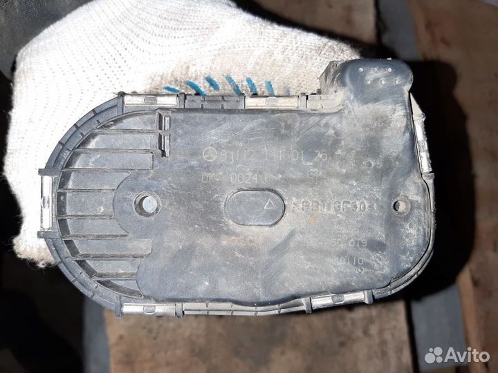 Дроссельная заслонка Mercedes M112 220