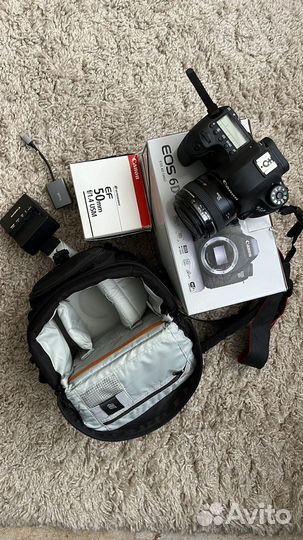 Зеркальный фотоаппарат canon