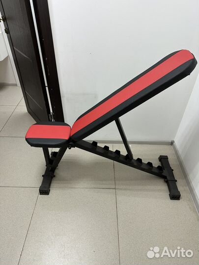 Скамья для жимов наклонная с регулировкой