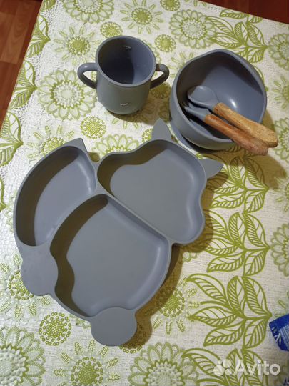 Набор силиконовой посуды для малышей