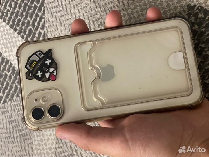 Чехол на iPhone 11