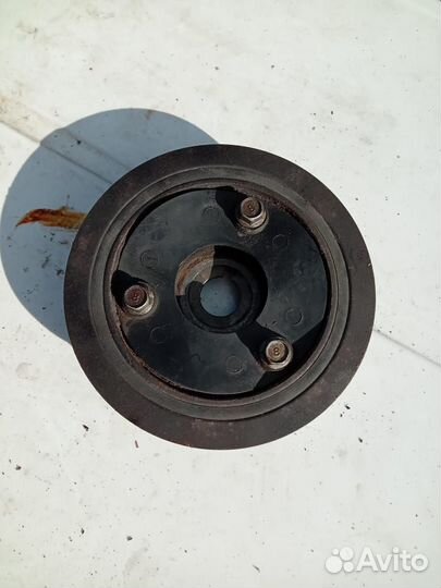 Двигатель в разборе D4CB Kia Sorento 1 2008