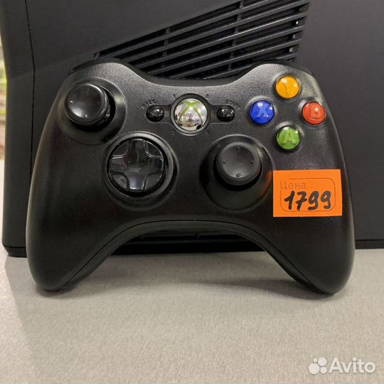 Xbox 360 slim freeboot + игры + 2 геймпада