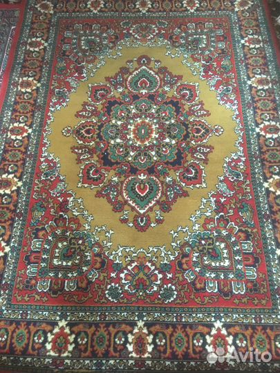 Ковер шерстяной