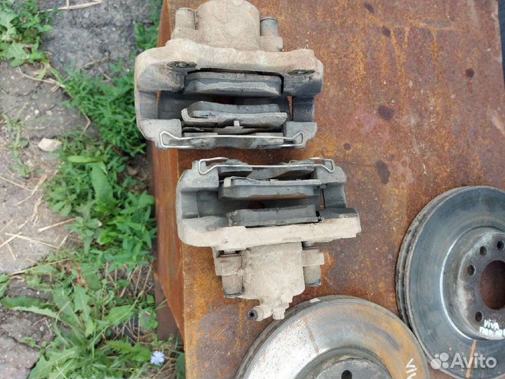 Суппорт передний L\R Opel Astra G Chevrolet Viva