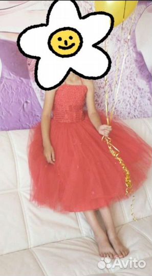 Платье для девочки красивое,на выпускной в садик