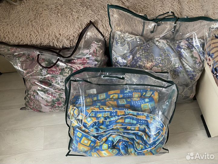 Подушки и одеяло