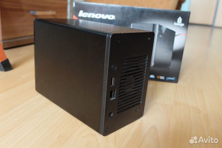 NAS сетевое хранилище Lenovo Iomega IX2-DL Б/У