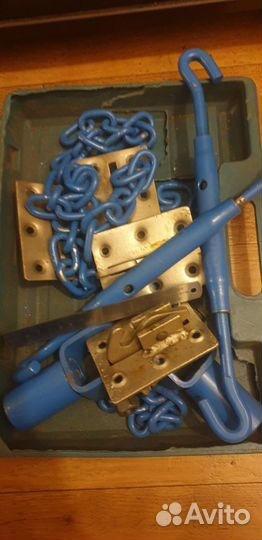 Крюки для груза