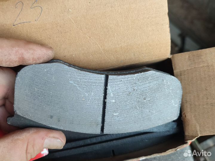 Тормозные колодки УАЗ Хантер Патриот