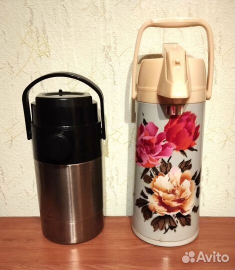 Термоса 2л с помпой