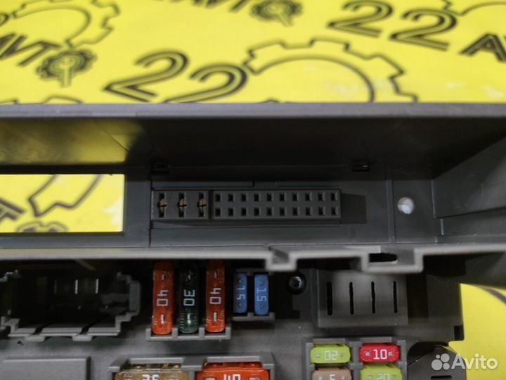Блок предохранителей салона Bmw X5 E70 N52B30