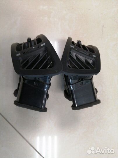 Дефлектор воздушный Kia Ceed универсал G4FC 2011