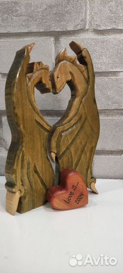 Символ года 2024. Деревянный зелёный дракон