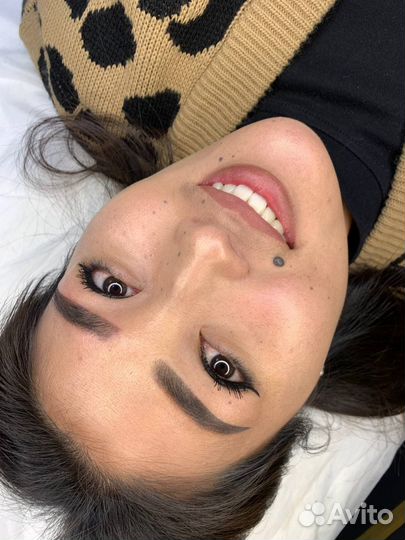 Перманентный макияж бровей,век,губ