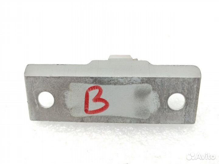 Петля двери передняя левая Bmw 5-Series E60 2.5