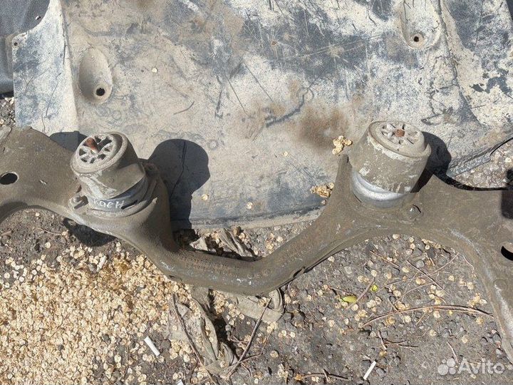 Подрамник передний Porsche Cayenne