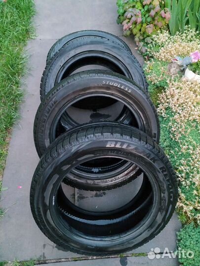 Bridgestone Blizzak Revo GZ 205/55 R16