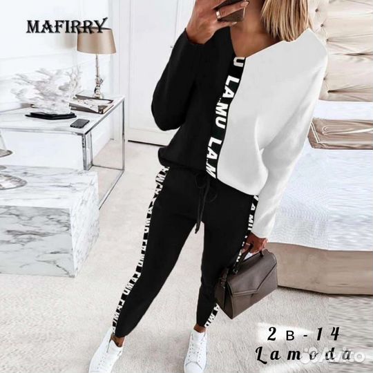 Костюм спортивный