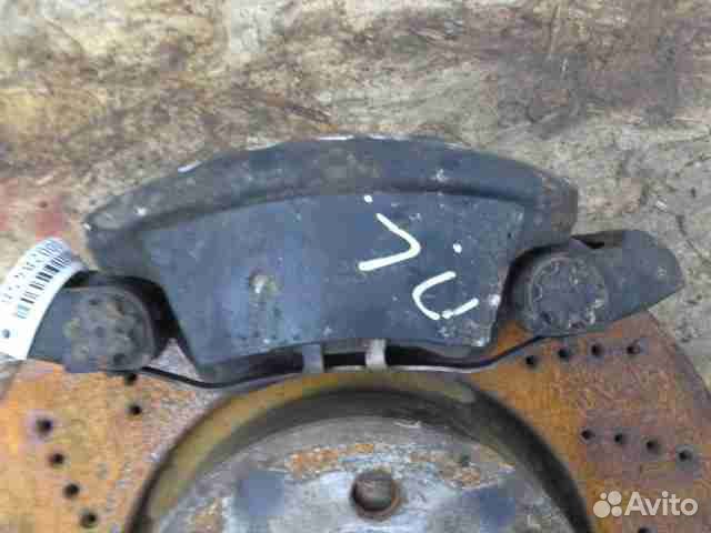 Суппорт передний левый Mercedes C-klasse W204 2044