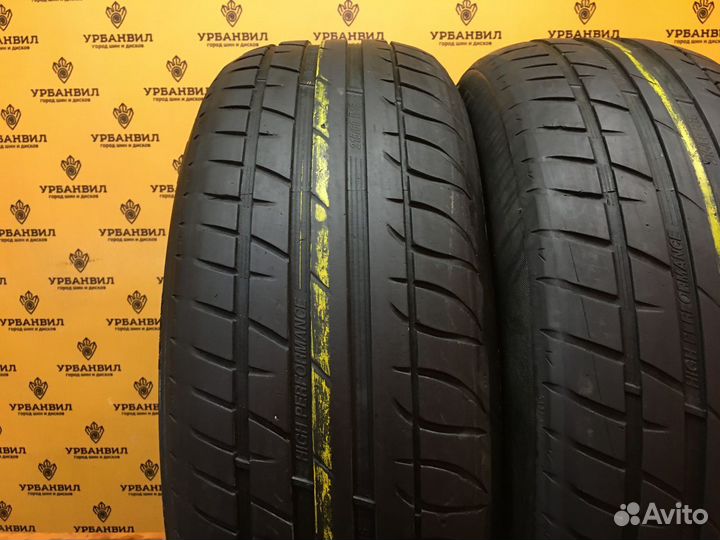 Tigar UHP Ultra High Performance 215/60 R16 99V