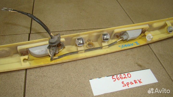 Накладка двери багажника Chevrolet Spark 2