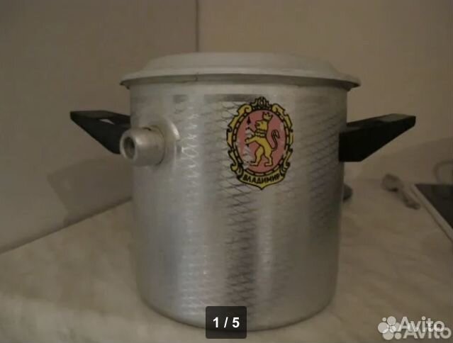 Молочник, кастрюля, чайник