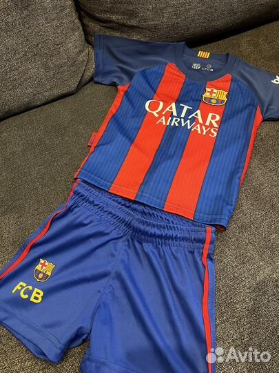 Футбольная форма фк барселона