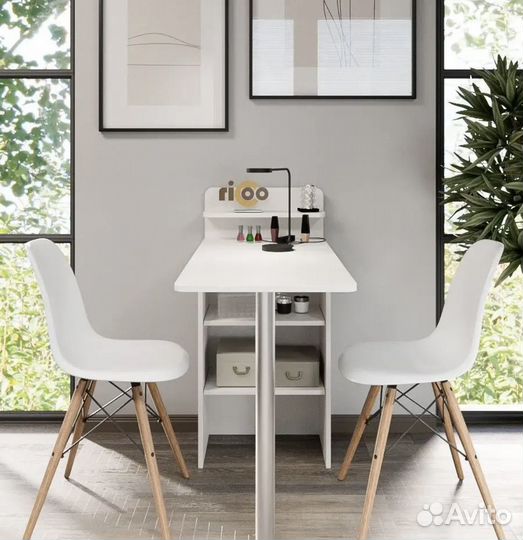 Письменный стол