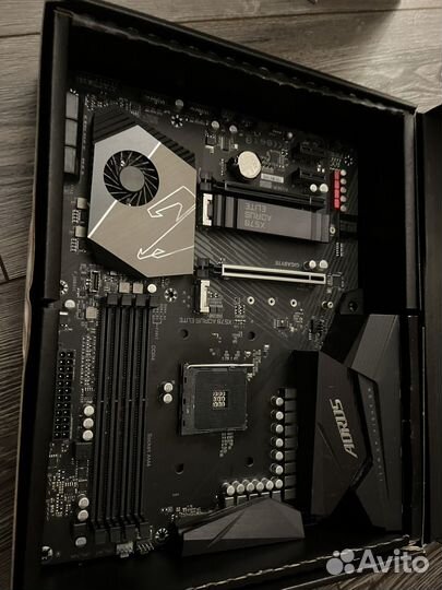 Gigabyte x570 aorus elite