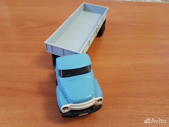 ЗИЛ полуприцеп