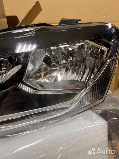 VW Polo фары Рестайлинг с 2010-2020 год